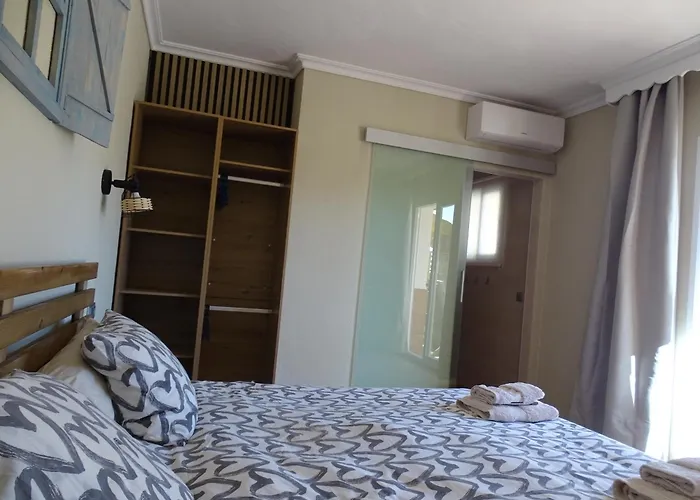 Casa Sarandy Bed & Breakfast Almogía